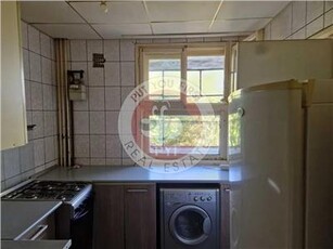 Constantin Brancoveanu | Apartament 3 camere | Semidecomandat | 67mp | B8750