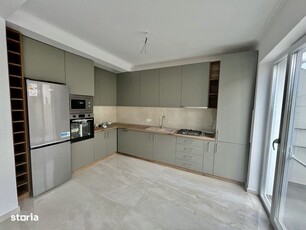 Apartament cu 4 camere , decomandat - zona Racadau