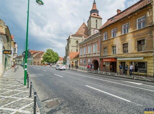 Mobilat si utilat, vedere panoramica, Centrul Istoric Biserica Neagra, Brasov