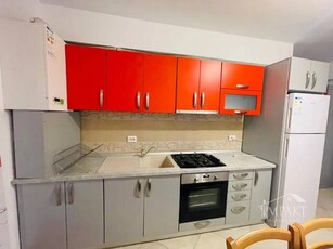 Vanzare apartament cu 2 camere, zona Vivo!