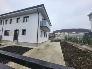 Vila 4 camere de vanzare in Chinteni