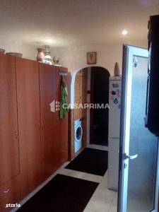 Apartament 2 camere DECOMANDAT ! 54 mp, CUG, boxa la subsol