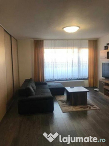 Apartament 2 camere decomandat - zona Tractorul