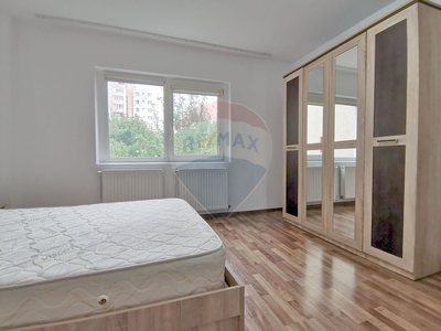 Apartament 2 camere inchiriere in bloc de apartamente Brasov, Gemenii