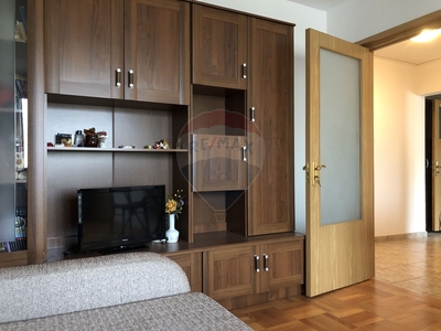 Apartament 2 camere inchiriere in bloc de apartamente Bucuresti, Basarabia