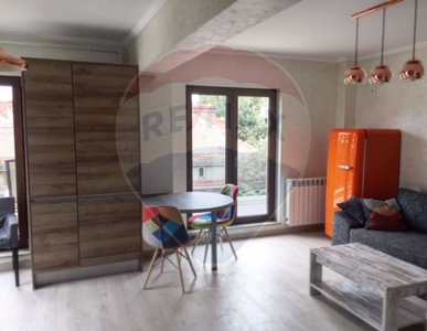 Apartament 2 camere inchiriere in bloc de apartamente Bucuresti, Polona