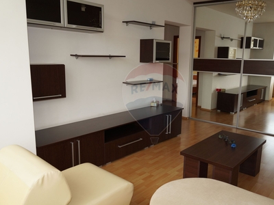 Apartament 2 camere vanzare in bloc de apartamente Brasov, Central