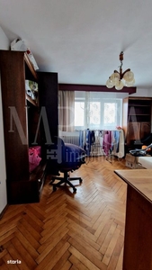 Apartament 3 camere de vanzare in Manastur, Cluj Napoca