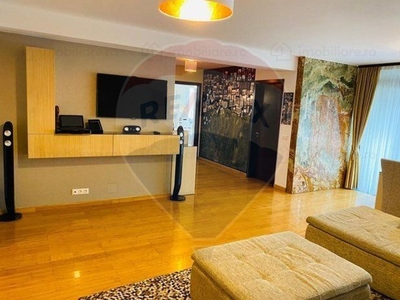 Apartament 3 camere inchiriere in bloc de apartamente Brasov, Brasovul Vechi