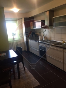 Apartament 3 camere vanzare in bloc de apartamente Cluj-Napoca, Gheorgheni