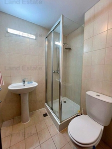 Apartament cu 3 camere in zona Uverturii(Loc de parcare-Boxa)