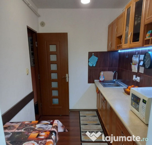 Apartament cu 3 camere,Micro 39