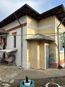 Casa de vanzare 4 camere in Alba Iulia Micesti
