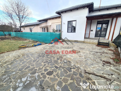 ●Casa in Campina,2 camere,2 bai,teren 240mp,99.000e●