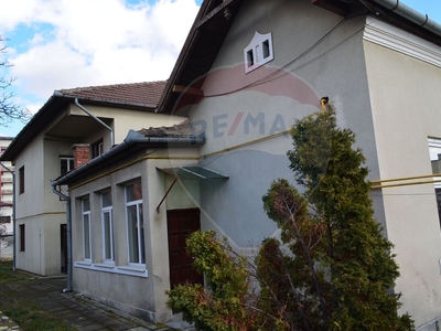 Casavila 5 camere vanzare in Cluj-Napoca, Iris