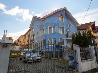 Casavila 8 camere vanzare in Cluj-Napoca, Zorilor
