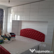 Apartament cu 3 camere, decomandat - zona Tractorul