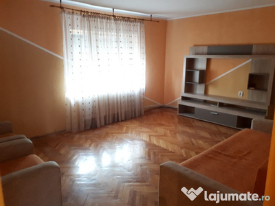 Apartament 2camere ICFrimu et3/4,centrala ,Mobilat si Utilat 300 euro