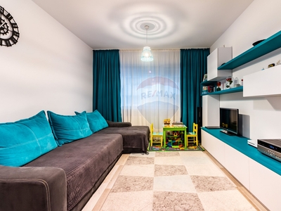 Apartament 3 camere vanzare in bloc de apartamente Bucuresti, Aparatorii Patriei