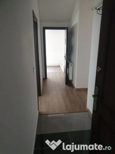 Apartament cu 2 camere decomandate zona Burdujeni