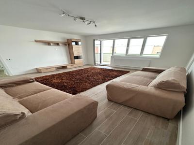 Apartament 3 camere,decomandat spatios 114 mp utili Titan