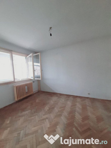 Apartament 2 camere, semidecomandat, zona Titan -bdl 1 Decem