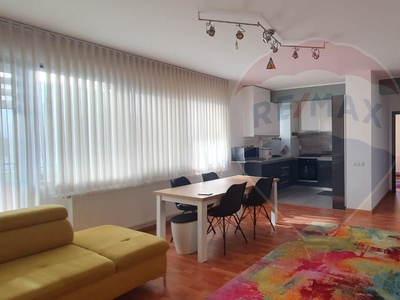 Apartament 4 camere inchiriere in bloc de apartamente Cluj, Floresti