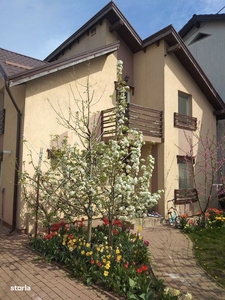 Apartament decomandat de vanzare cu 2 camere si balcon Terezian Sibiu