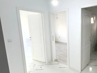 O camera, , mp , de vanzare apartament in zona Lunca Cetatuii, Blocuri Ciurea