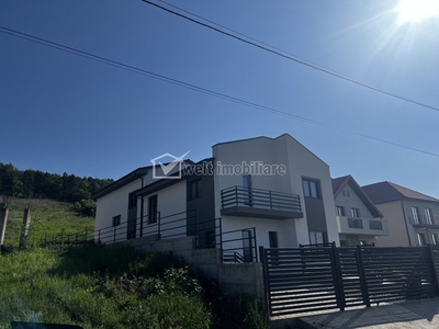 Casa duplex, P+E, 124 mp, 500mp gradina, priveliste superba, intrare Campenesti