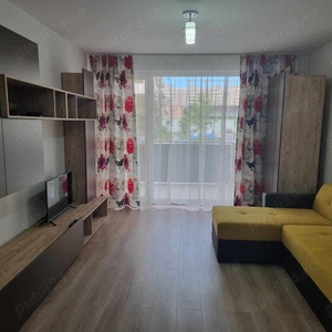 Închiriez apartament 2 camere, decomandat Urban Plaza