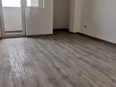 Apartament 2 camere Aparatorii Patriei, 2 camere decomandat