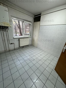 Apartament 2 camere, Bld, Brancoveanu, Cu Centrala proprie.