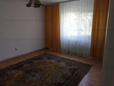 Apartament 4 camere/Casa/Metrou/Centrala/Parcare