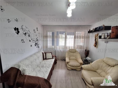 Apartament 4 camere - elegant - centru - vanzare