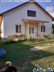 Casa 4 camere, situata in Alimpesti (Gorj)