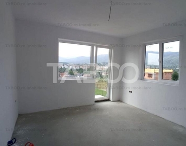 Casa de vanzare in Cisnadie cu 5 camere 180 mp teren