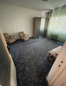 De vânzare apartament 3 camere , etaj intermediar zona Circumvalațiunii - Gheorghe Lazar