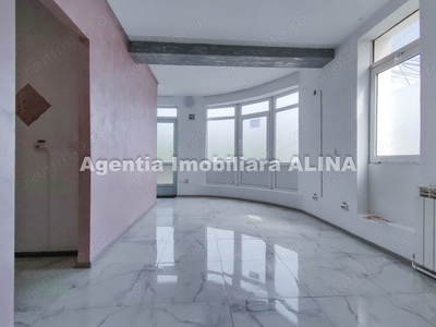 Spatiu comercial in Deva, zona Pietroasa, 40mp, parter.