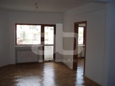 Vanzare - Apartamente 2 camere