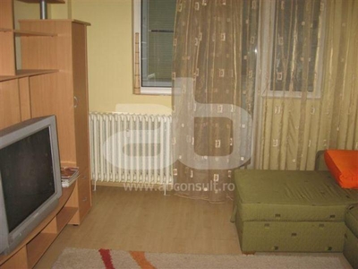 Vanzare - Apartamente 3 camere