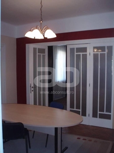 Vanzare - Apartamente +4 camere