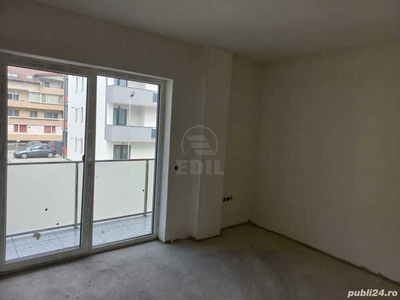 Zona Sesu de Sus, apartament cu 2 camere, decomandat