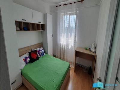 Apart. 2 cam., PoduRos, renovat, mobutilat, 72.000 EURO NEG de vanzare