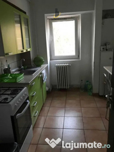 Apartament 2 camere decomandat Pacurari-Pizza Smile-Petru Po