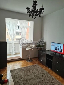 Apartament 2 camere Podul Ros