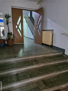 Apartament 3 camere, Tineretului, Trestiana. La 2 min de metrou Tineretului.