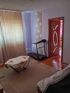 Apartament 3 camere, Zona 7 Noiembrie- Regina Maria