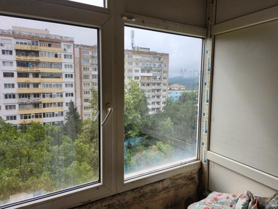 Apartament cu 2 camere, de vânzare în Câmpina