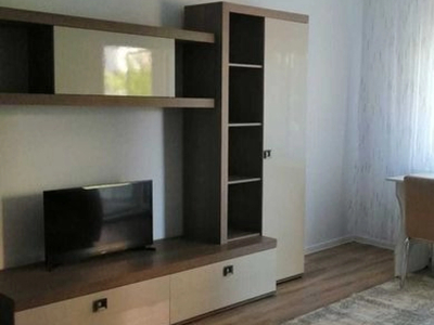 Apartament de inchiriat, 3 camere, decomandat, 68 mp, Nicolina, Belvedere, Cod 155470